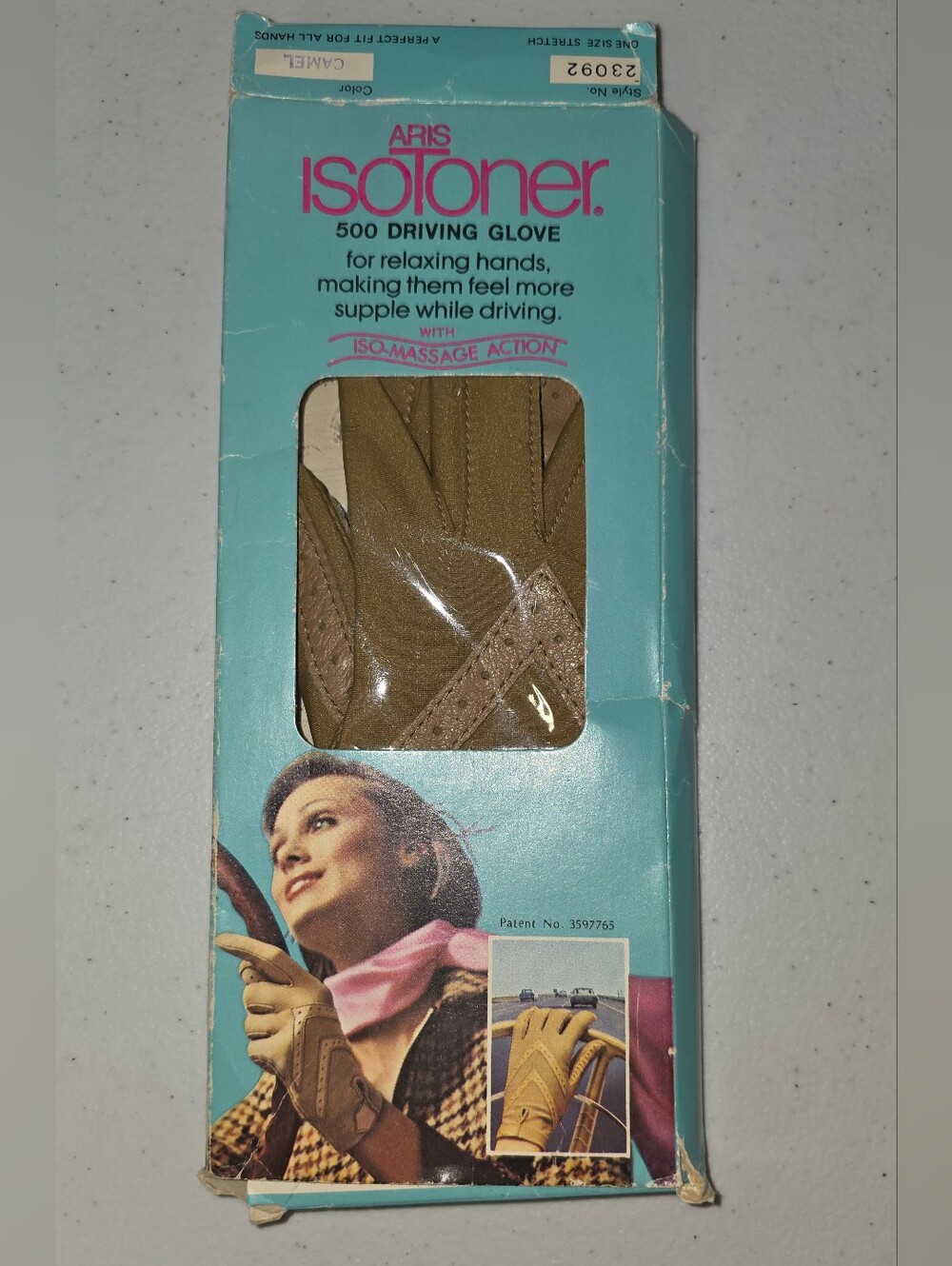 Isotoner Women’s Tan Driving Gloves